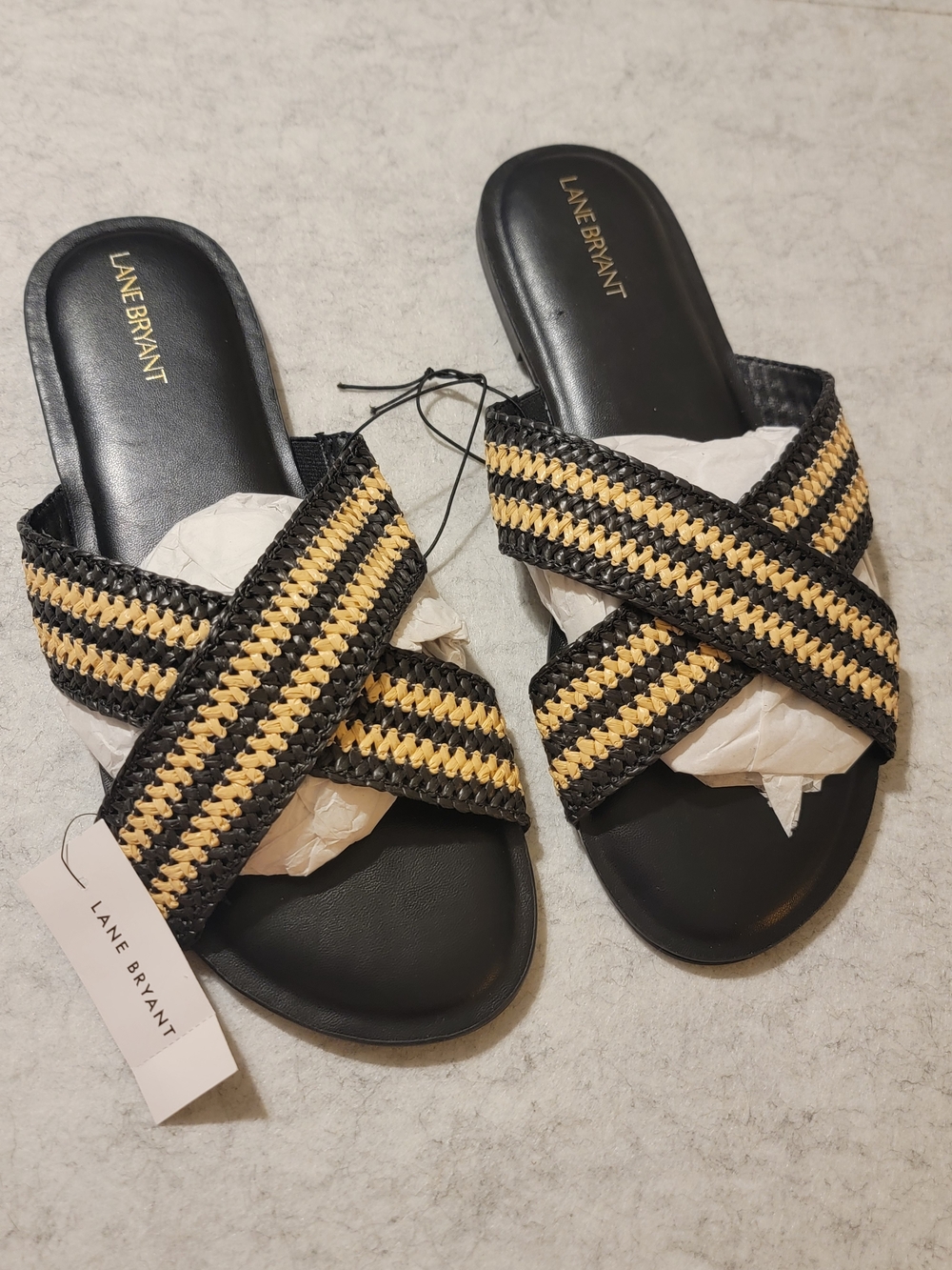 NWT Lane Bryant Melly Woven Slide Sandals 12W Black Tan Criss Cross Flats